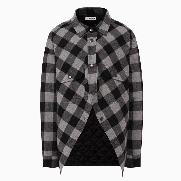Balenciaga 78500 рублей tsum.ru