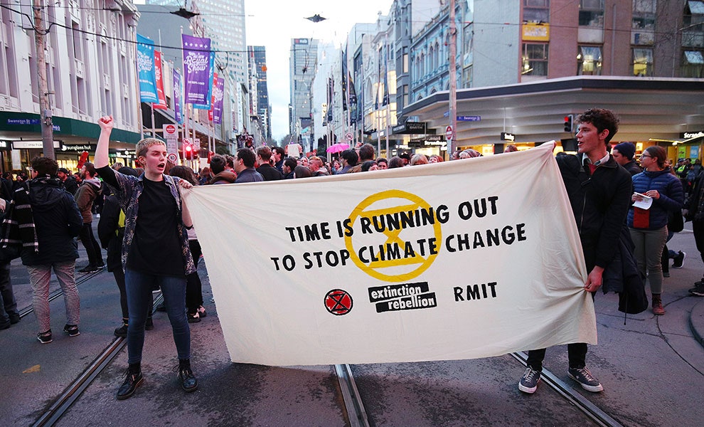 Протестующие в Мельбурне Австралия 6 сентября 2019. Фото Graham Denholm
