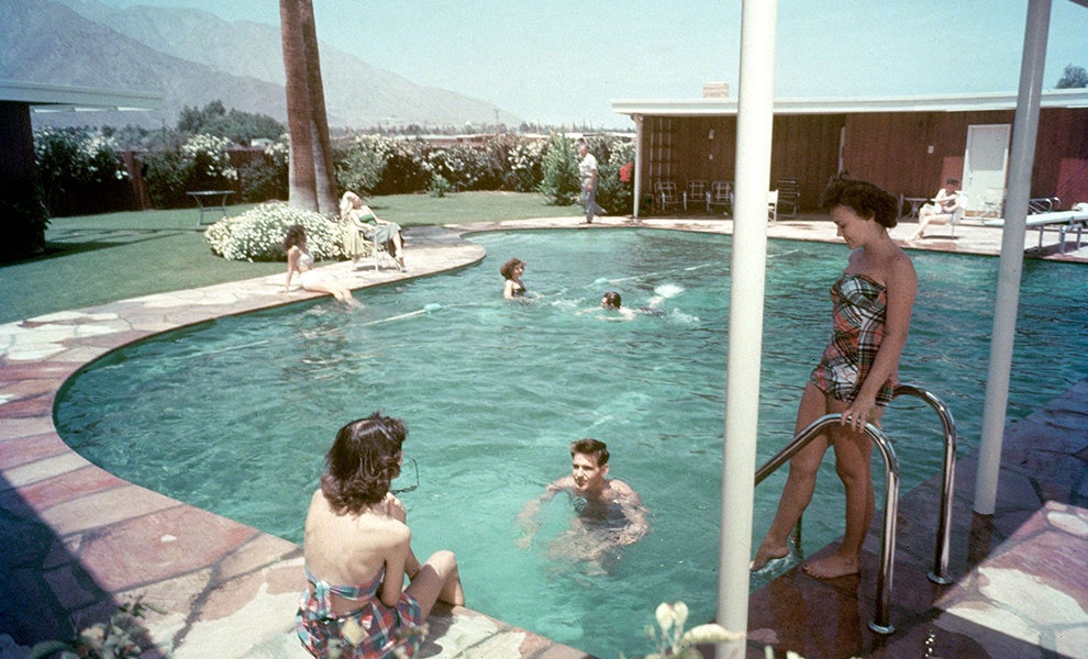 Гости поместья Фрэнка Синатры Twin Palm в ПалмСпрингс Калифорния 1951