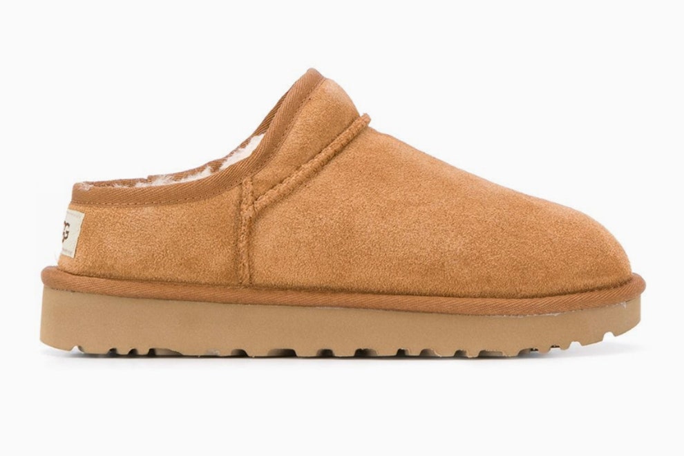 UGG Australia 6714 рублей farfetch.com