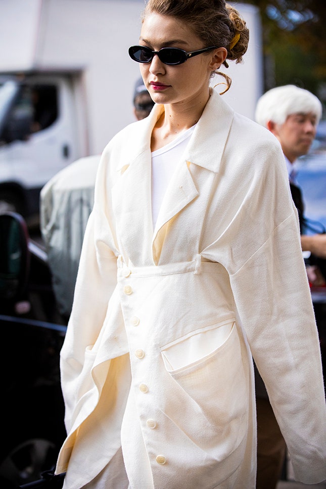 Джиджи Хадид на Неделе моды в Париже 2019