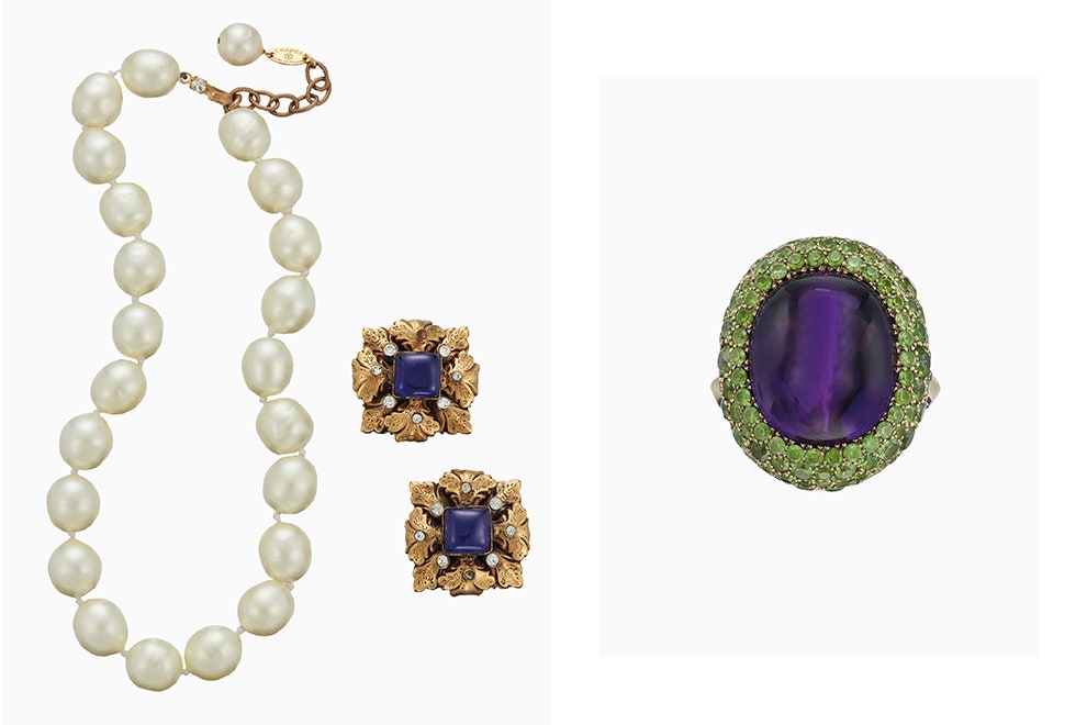 Ожерелье и клипсы Chanel конец XX века эстимейт обоих изделий от 800 до 1200 кольцо с аметистом и цаворитами Taffin...