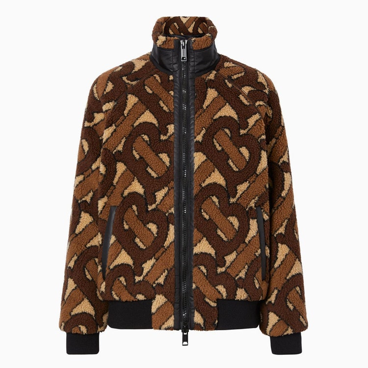 Burberry 62629 рублей farfetch.com
