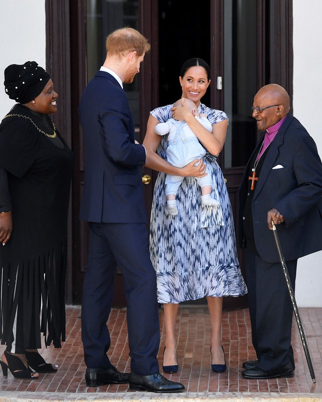 Тереза Тандека Туту принц Гарри Меган Маркл с сыном Арчи и архиепископ Десмонд Туту в Кейптауне сентябрь 2019