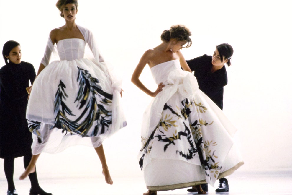 Модели в платьях Comme des Garçons by Rei Kawakubo. Фото Артур Элгорт Vogue 1991