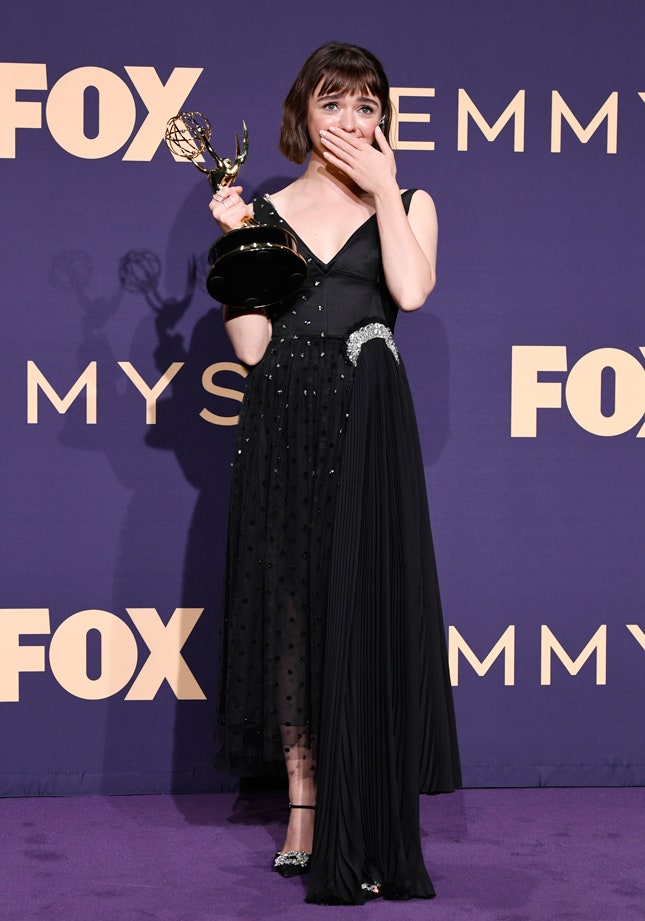 Мэйси Уильямс на премии Emmy 2019 в JW Anderson