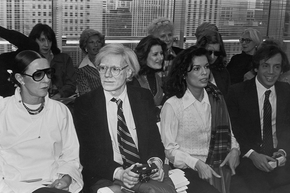 Франсуаза де ла Ланглейд Энди Уорхол Бьянка Джаггер и Стив Рубелл на показе Halston 1978