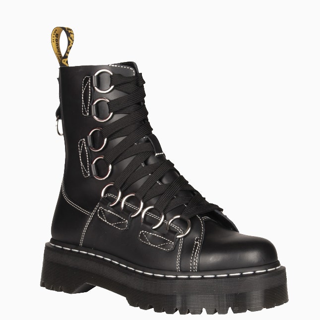 Dr. Martens обновили культовые ботинки Jadon к Vogue Fashion's Night Out 2019