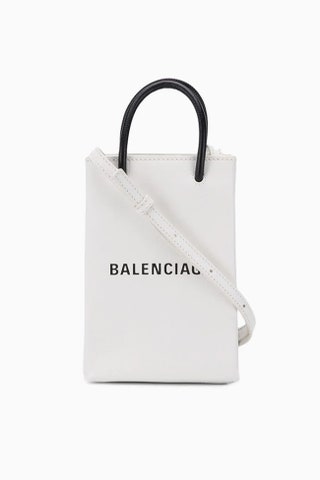 Balenciaga 61000nbspрублей farfetch.com.