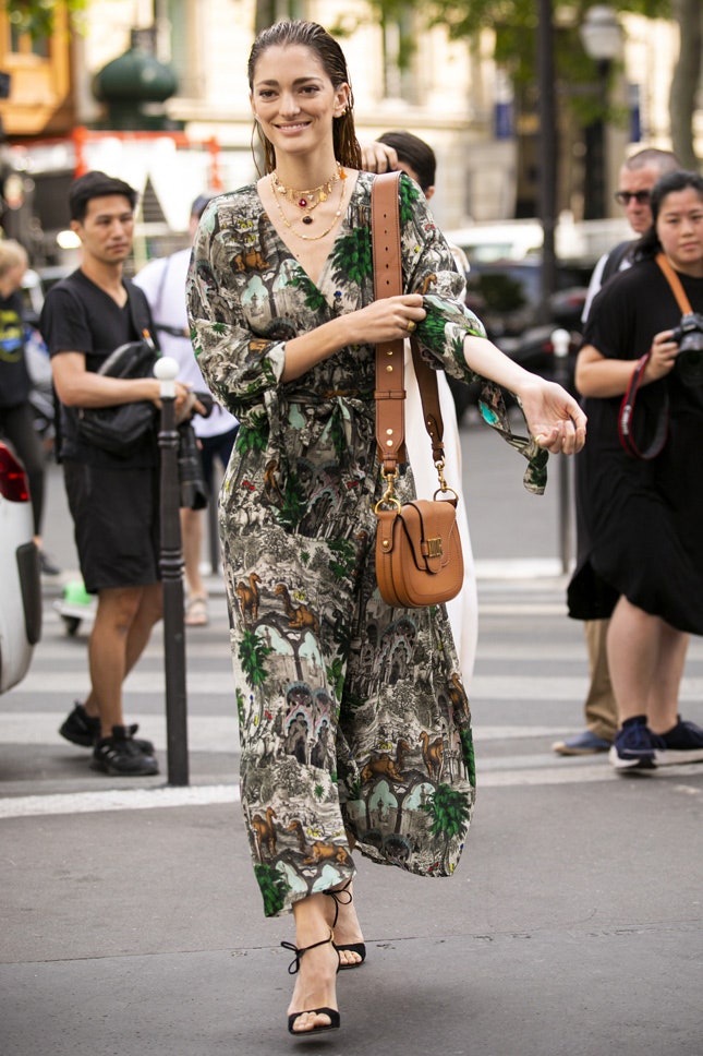 София Санчес де Бетак на Неделе высокой моды в Париже июль 2019
