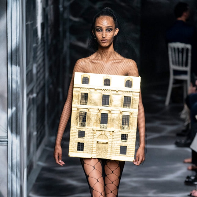 Как создавались декорации показа Christian Dior Couture осень-зима 2019