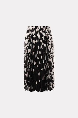 Valentino 118500nbspрублей tsum.ru.