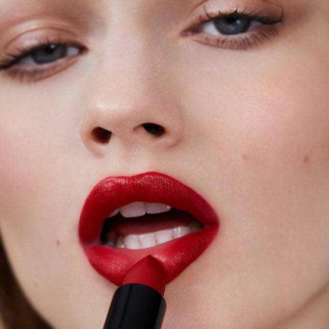Agent Provocateur выпустили коллекцию макияжа