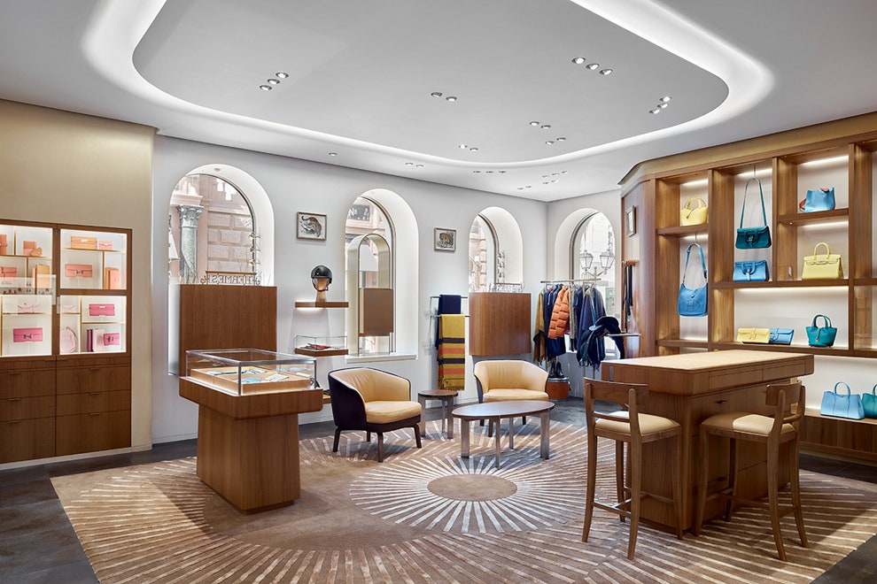 Hermès открыли обновленный бутик в Столешниковом переулке