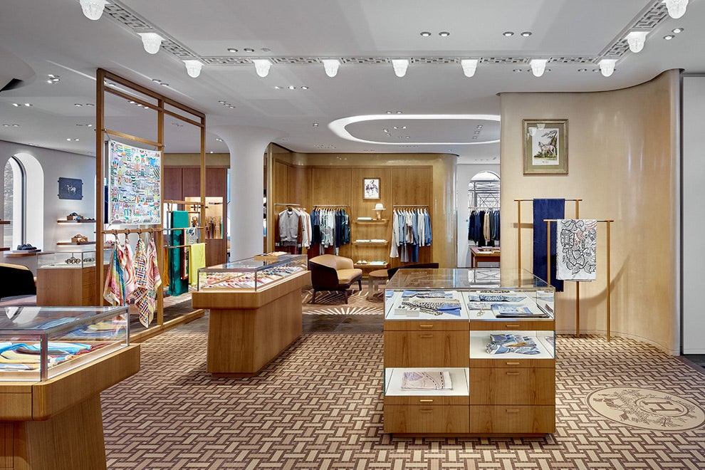 Hermès открыли обновленный бутик в Столешниковом переулке