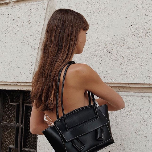 За что главные модницы инстаграма обожают сумку Bottega Veneta Arco 56