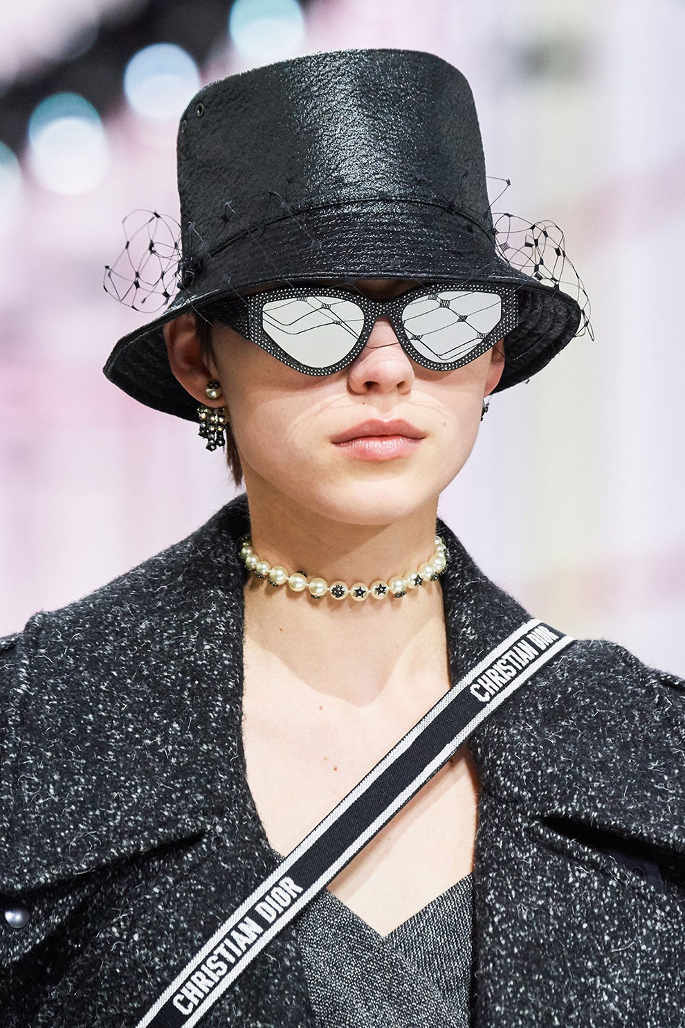 Солнцезащитные очки фото модных моделей 2019 года