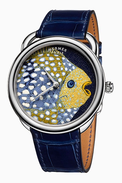 Мозаичная рыба на циферблате часов Hermès