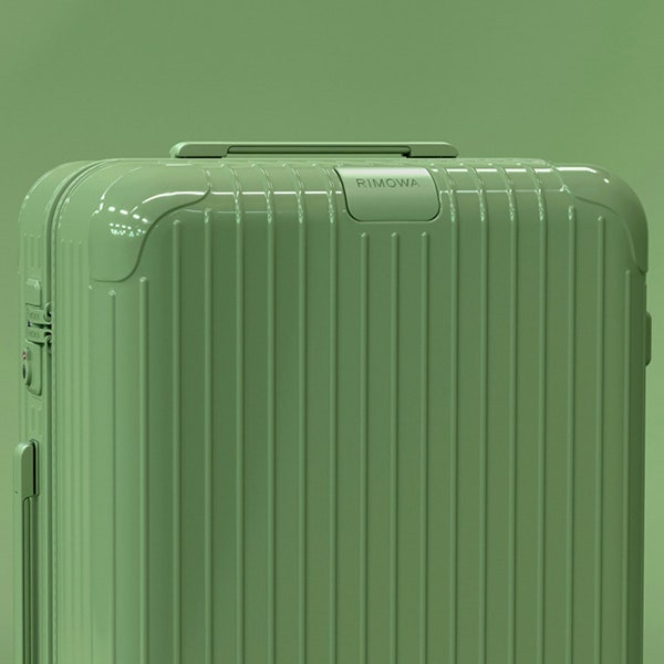 Rimowa выпустили чемоданы цвета матчи для миллениалов