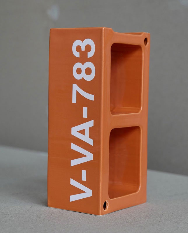 Керамический блок Вирджил Абло для Vitra. Фото Joshua Osborne