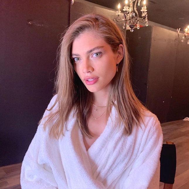 Victoria’s Secret пригласили на съемку модель-трансгендера