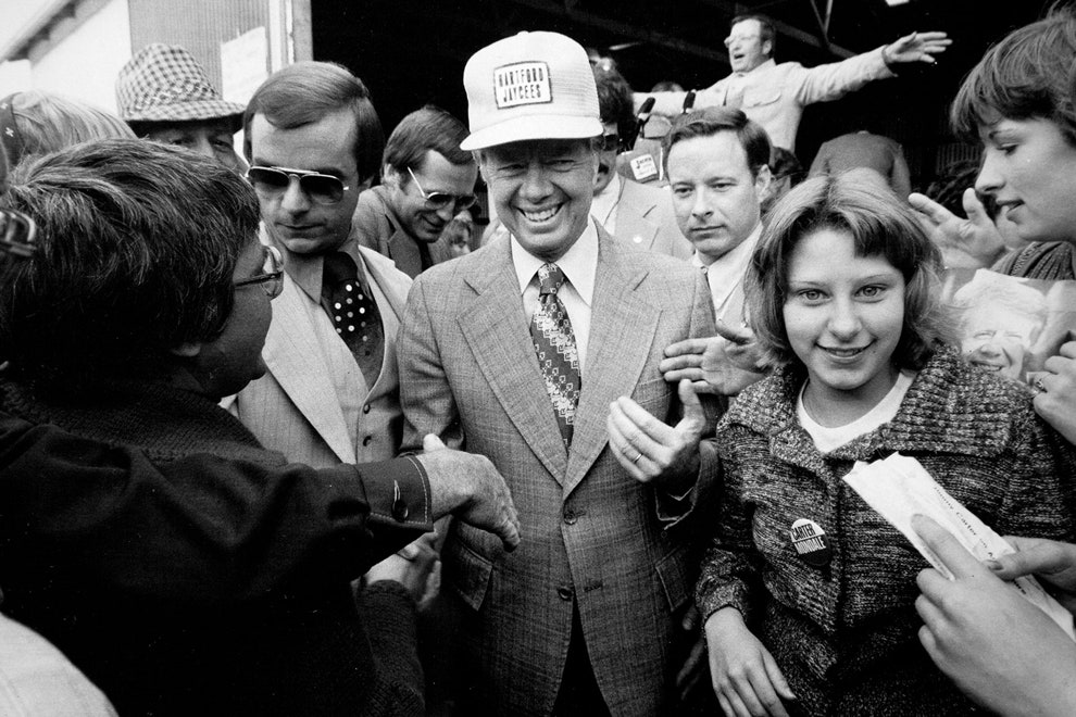 Кандидат в президенты Джимми Картер на встрече с фермерами в КристалЛейк 1976