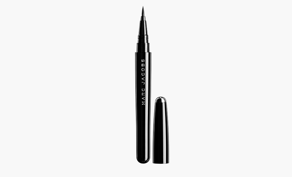 Marc Jacobs Beauty Magic Marcer Precision Pen Waterproof Liquid Eyeliner 2520 рублей iledebeaute.ru