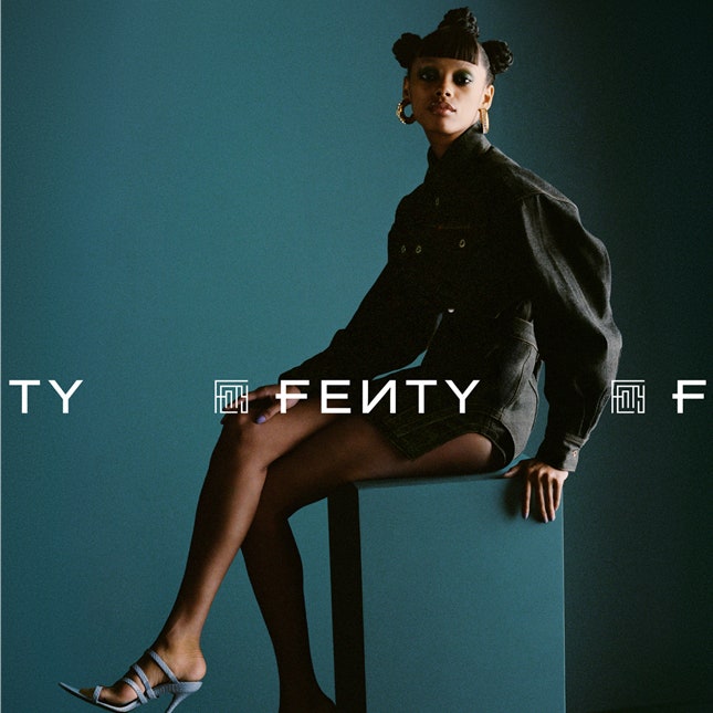 Почему первая коллекция Fenty вдохновлена «профсоюзом» моделей 1960-х