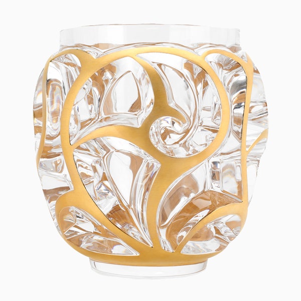 Lalique создали вазу специально для России