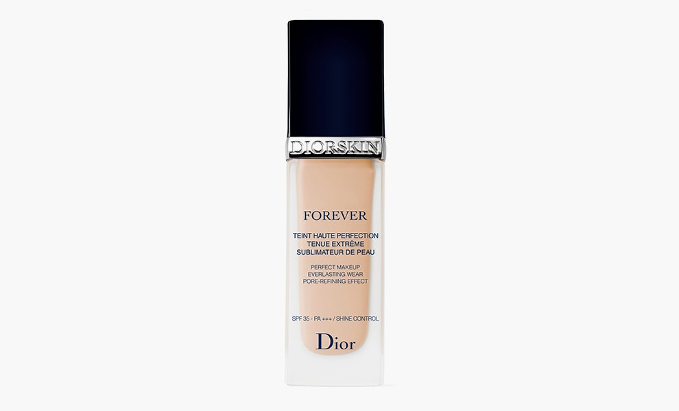 Dior Forever 3780 рублей iledebeaute.ru