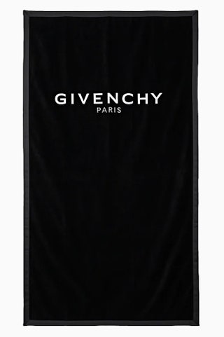 Полотенце Givenchy 32571nbspрубль barneys.com.