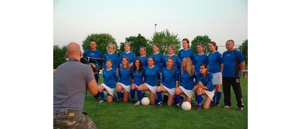 FC de Rakt DA1 в юбках