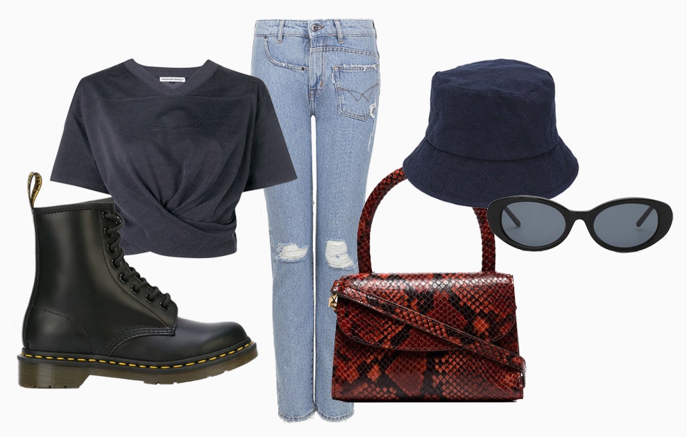 Ботинки Dr.Martens 12179 рублей farfetchcom топ T by Alexander Wang 19051 рубль farfetch.com сумка By Far 30985 рублей...