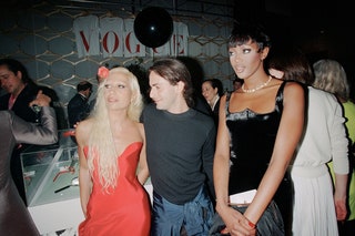 Донателла Версаче Марк Джейкобс и Наоми Кэмпбелл 1995.