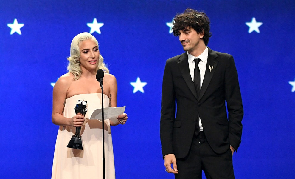 Леди Гага и Энтони Россомандо на премии Critics' Choice Awards 2019