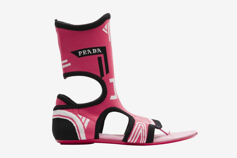 Prada нейлоновые босоножки в спортивном стиле на фото
