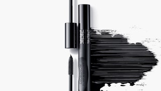 Косметика Diorshow тени с принтом как у сумок Dior Oblique