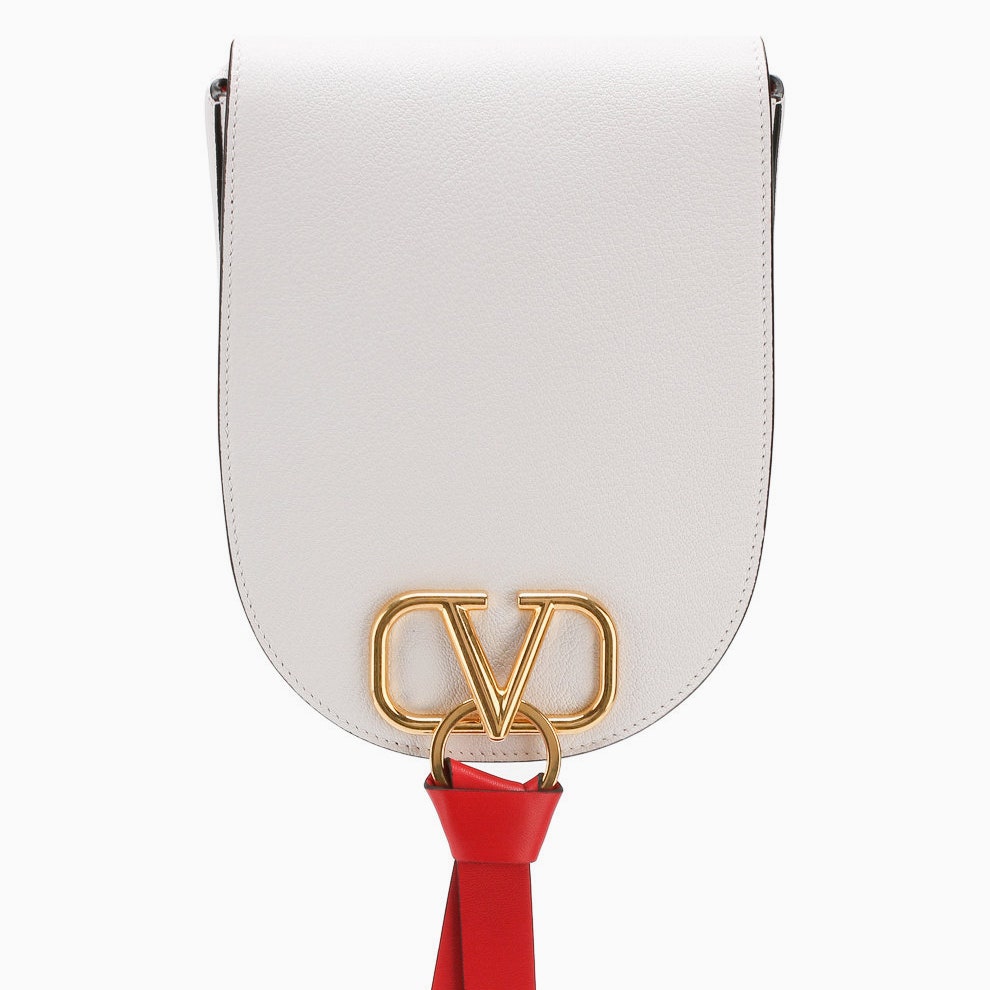 Cумки Valentino Vring &- любимые аксессуары модниц