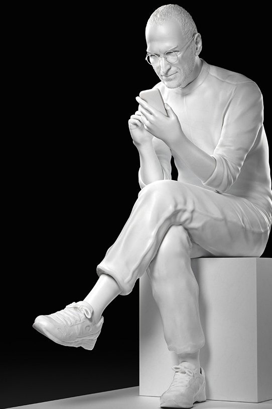 3D скульптуры Маска Джобса Путина на выставке Себастьяна Эрразуриза