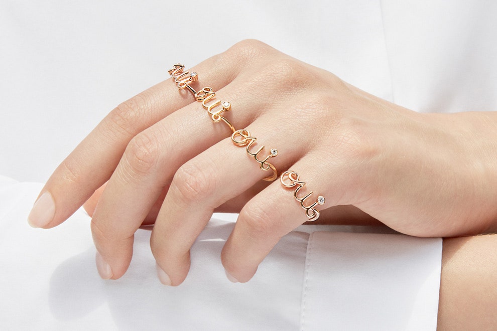 Кольцо Dior из розового золота с бриллиантами — Oui. Это «да» на французском