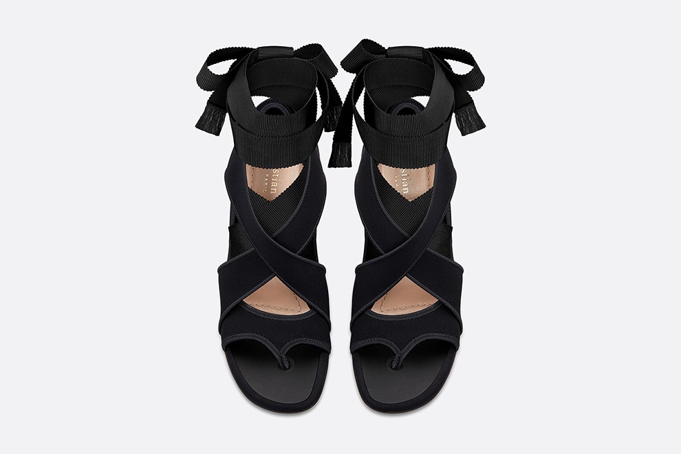 Dior Étoile цена по запросу магазины Dior