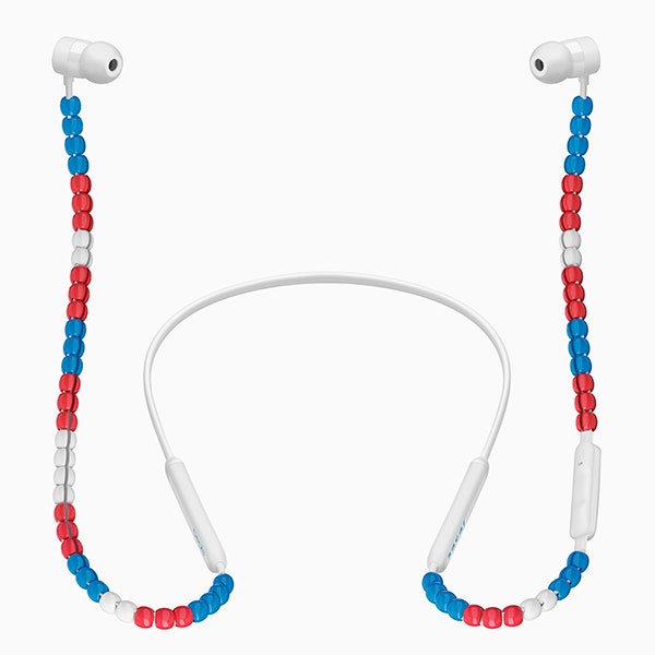 Наушники Sacai x Beats by Dr. Dre наконец-то появились в Москве