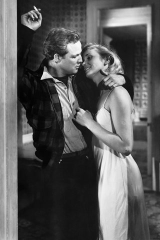 С Эвой Мари Сейнт наnbspсъемках фильма «В порту» 1954.