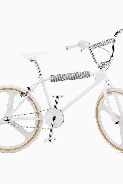 Модный велосипед Dior