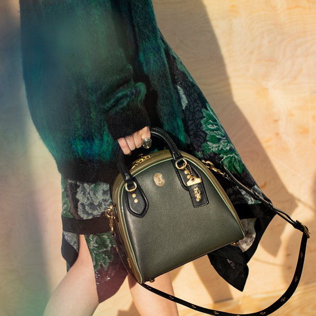 Стюарт Виверс о своей психоделической коллекции Coach