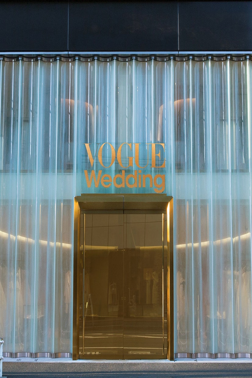 Vogue свадебный салон в Токио  фото проекта для невест