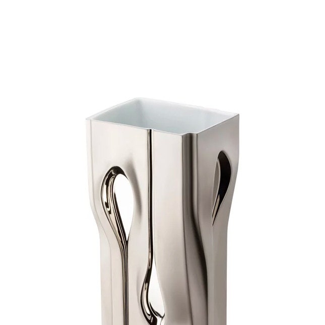 Студия Захи Хадид сделала вазы для Rosenthal
