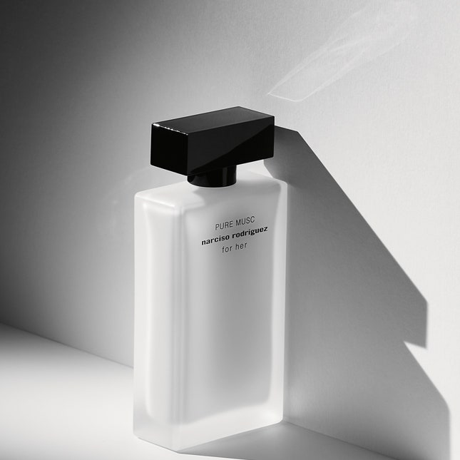 Пудровый мускус в аромате Pure Musc For Her Narciso Rodriguez