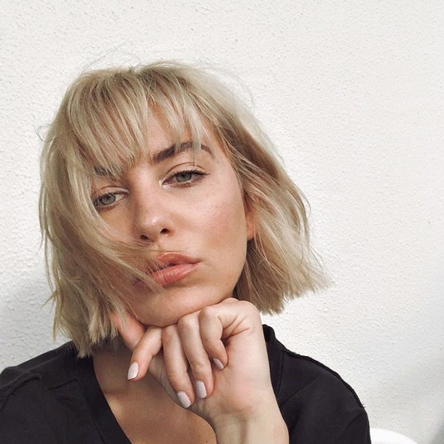 Укладки, которые делают лицо визуально худее