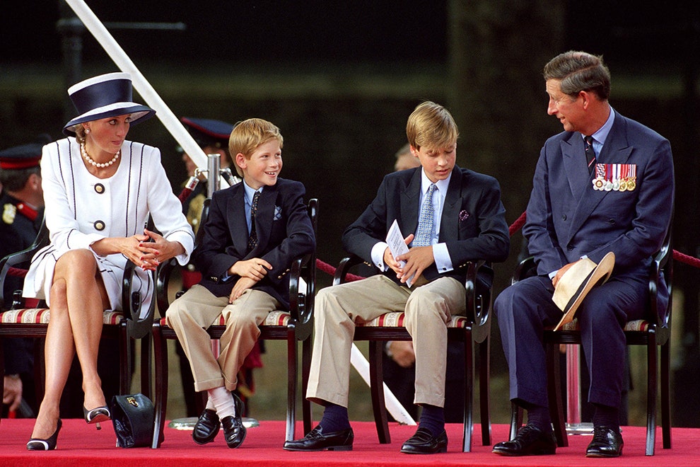 Принцесса Диана принц Гарри принц Уильям и принц Чарльз 1995